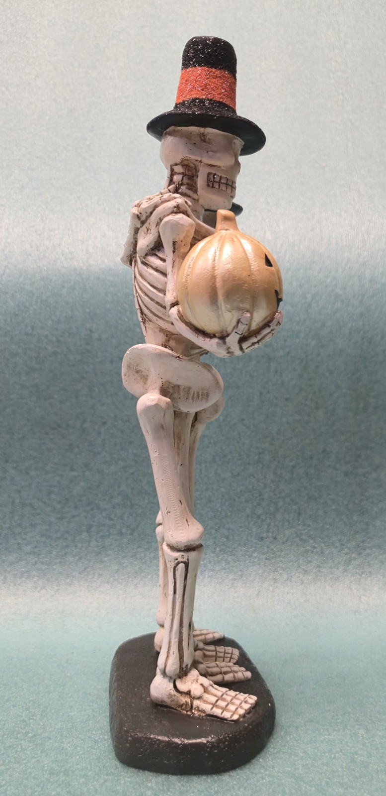 Skeleton Couple Halloween Figurine Decoration – Witches Hats / Jack O Lantern