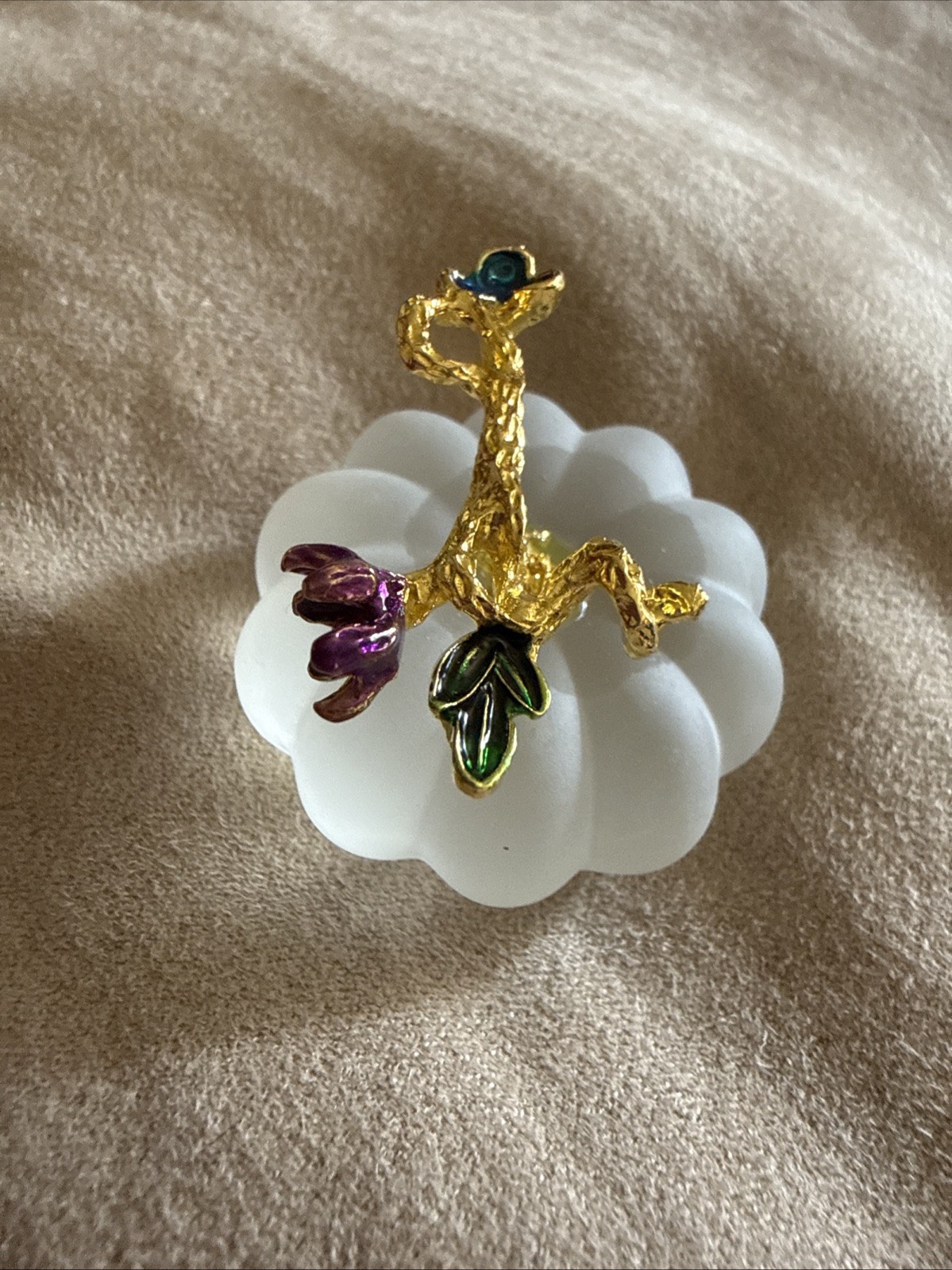 Love This White Frosted Pumpkin Crystal Figurine With Gold Stem HTF Rare