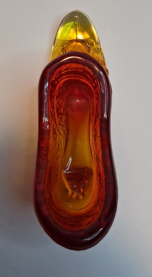 Vintage Fenton Art Glass Amberina (Red Orange) Daisy & Buttons Shoe Slipper ~6”