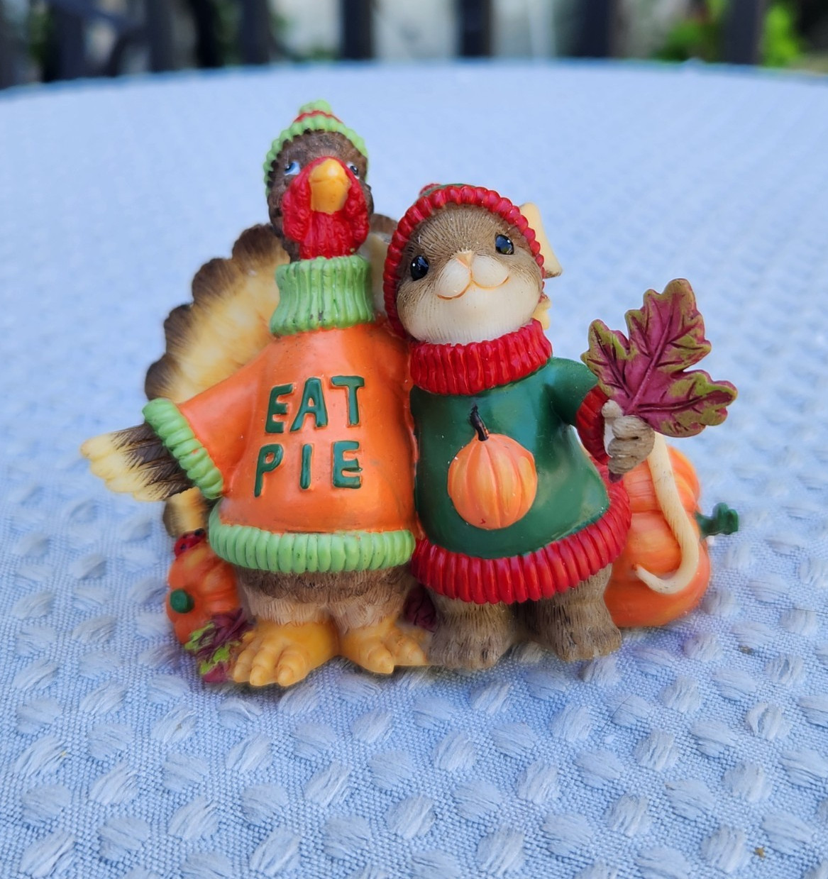 Enesco Charming Tails Figurine Eat Pie Save A Turkey Thanksgiving Fall Mouse