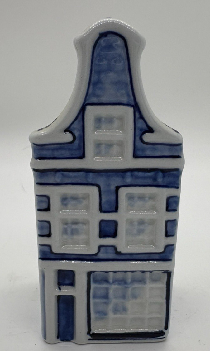 Royal Delft Koninklijke Blue and White Canal House Vermeer Little Street House