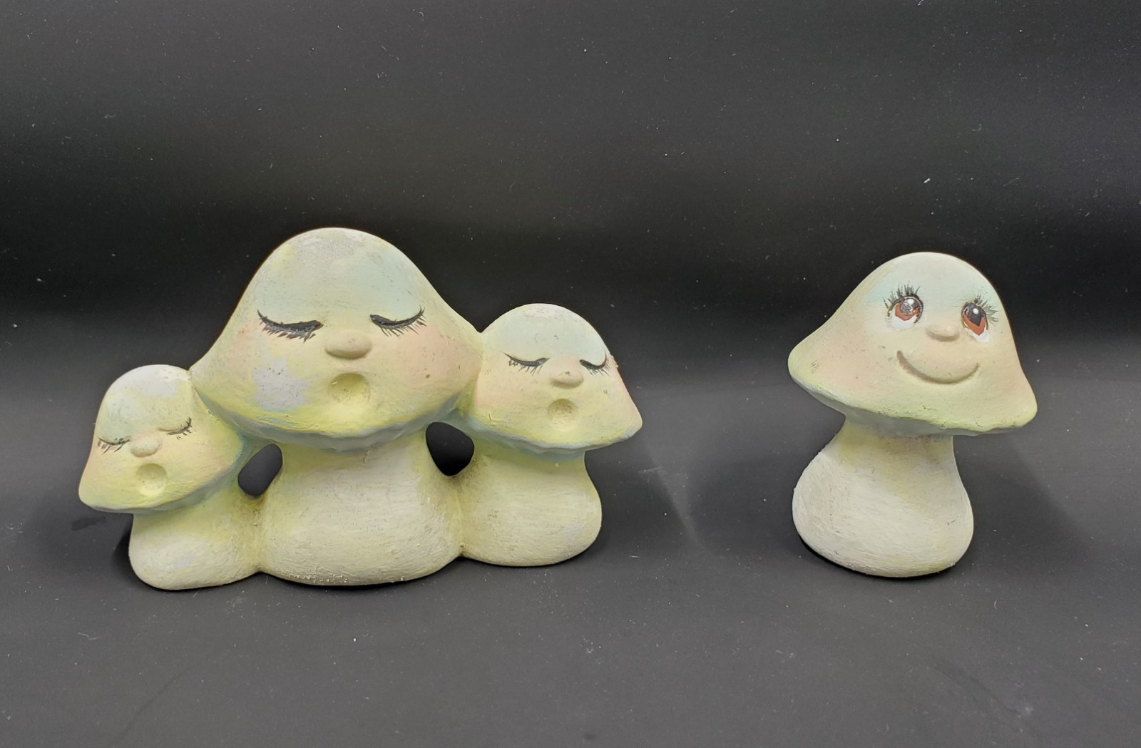 F2 Vtg Anthropomorphic Yawning And Smiling Mushrooms Ceramic Figurines