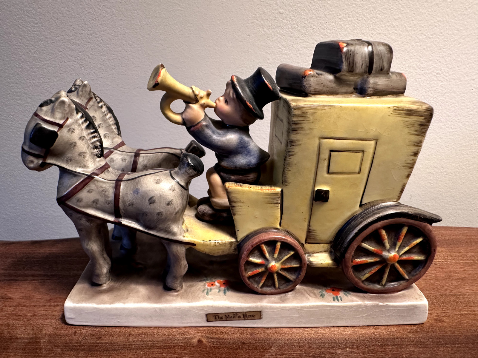 Hummel “The Mail’s Here” 226 4.5 X 6 inches TMK 4 — EXCELLENT CONDITION