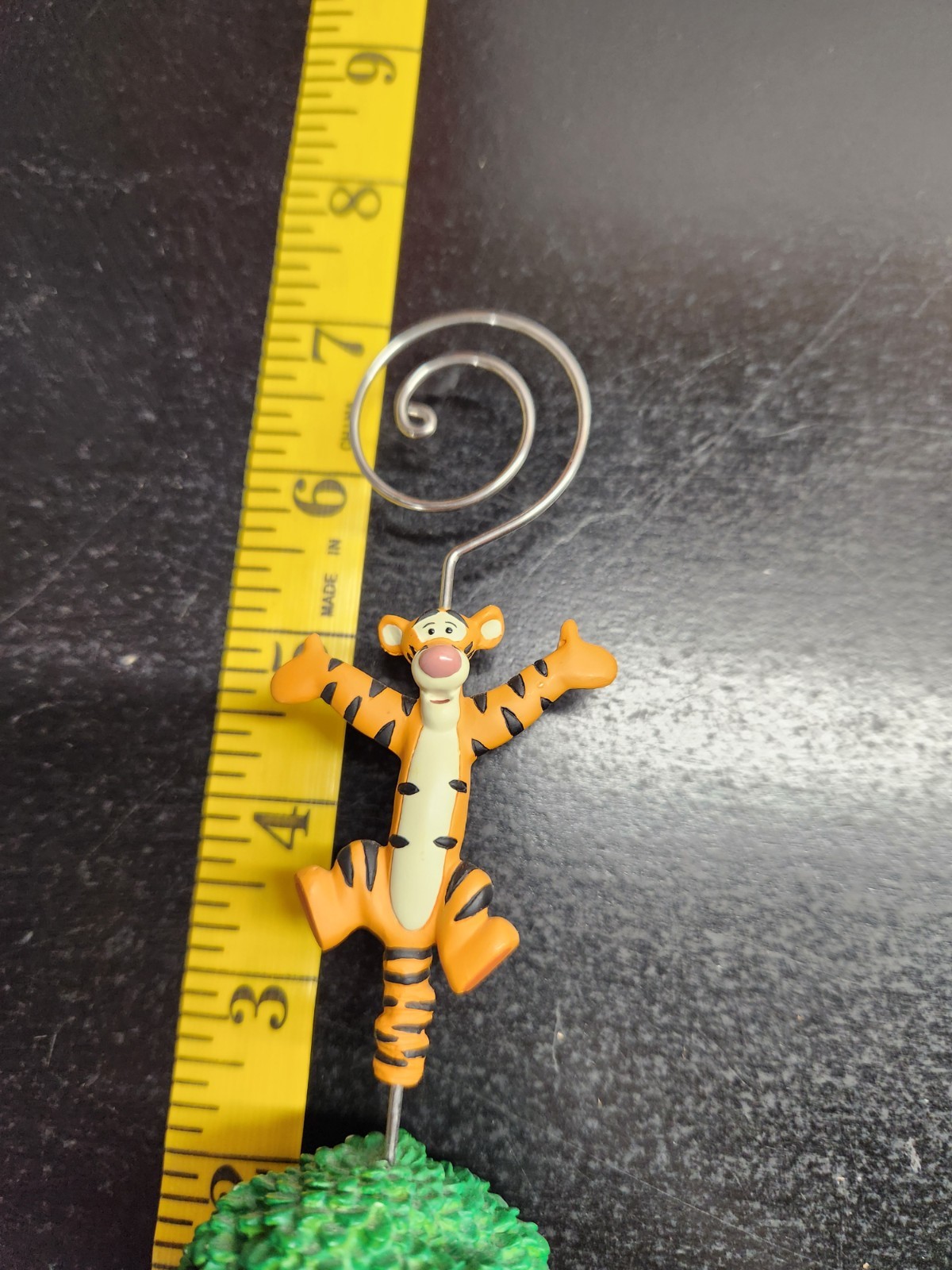 Walt Disney Resort’s Tigger Figurine and Photo Holder – 7″ – Winnie the Pooh