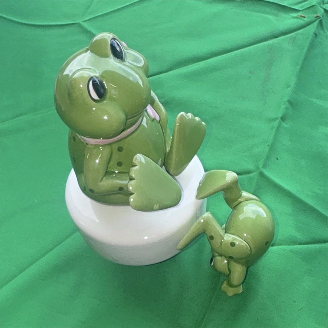 Hand Painted Glazed Ceramic Frog on Toilet Figurine, Green/White/Pink Bow