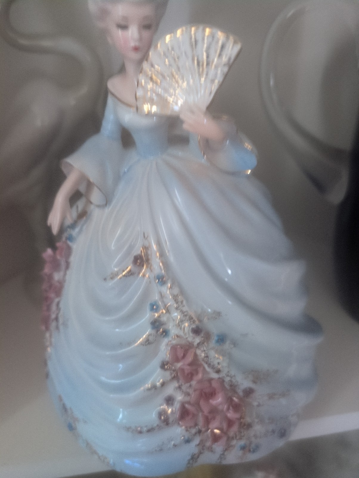 10 ” Josef Originals Adelaide Lady With Fan Colonial Days Series Blue Dress