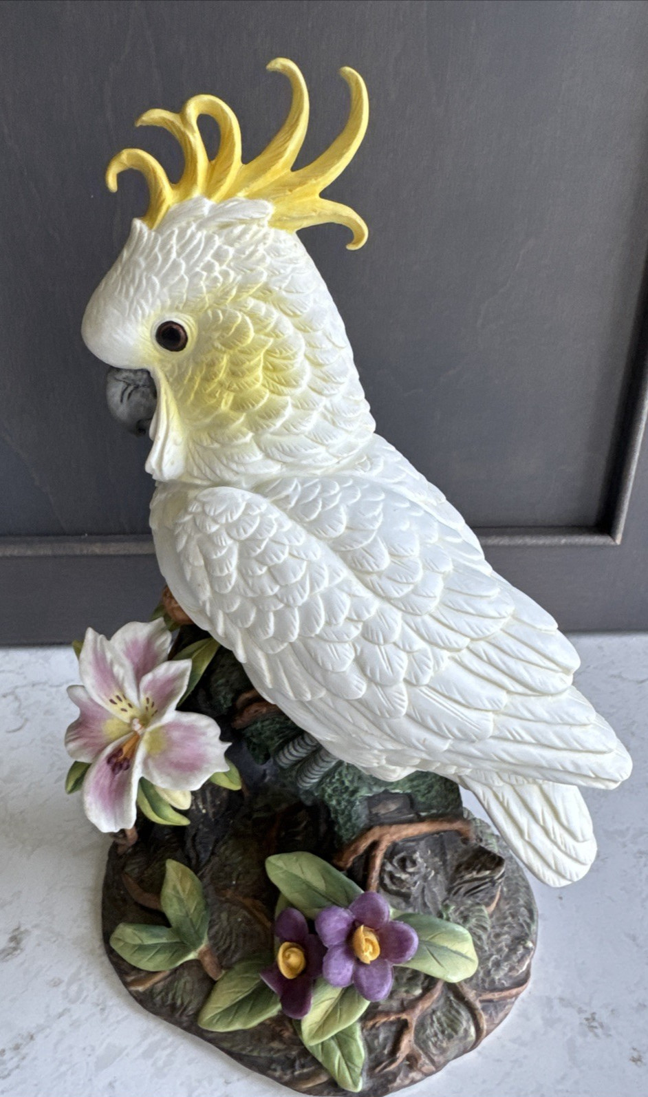 Andrea by Sadek. VTG Yellow Cockatoo figure. #6643. Flaw. Approx 11″ x 8″. Label