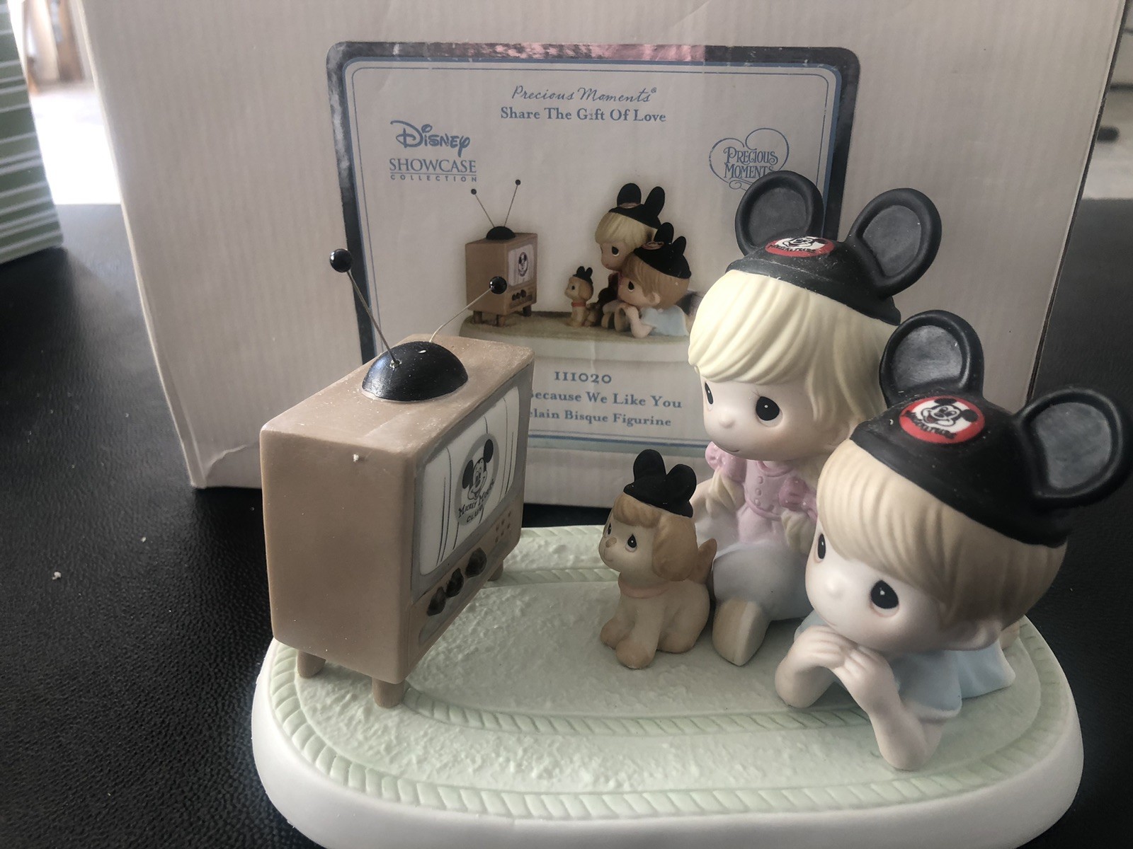 Precious Moments Disney – Mickey Mouse Club TV “Y” Because We Like You New Open