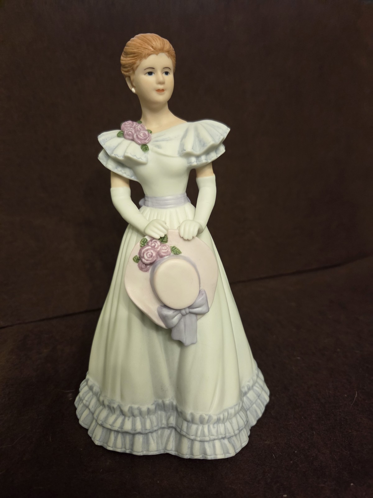 Vintage Home Interiors & Gifts Porcelain Figurine “Elizabeth” #14061-99 c 1999