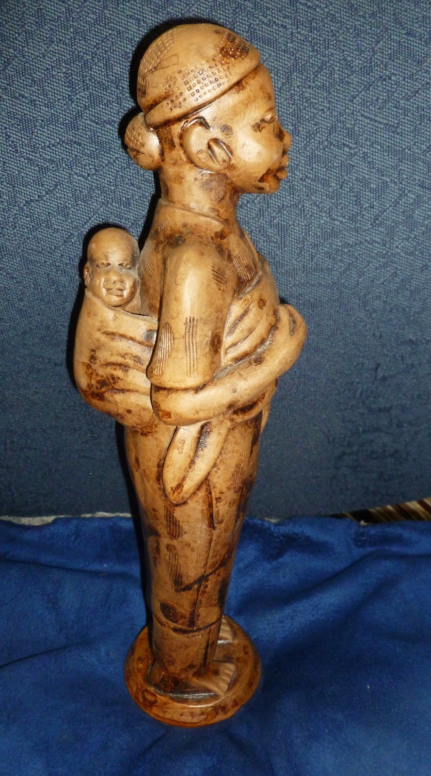 Ceramic AFRICAN MOTHER & BABY FIGURINE, Statue, Made In Cameroon 13.5″ Tall, Exc