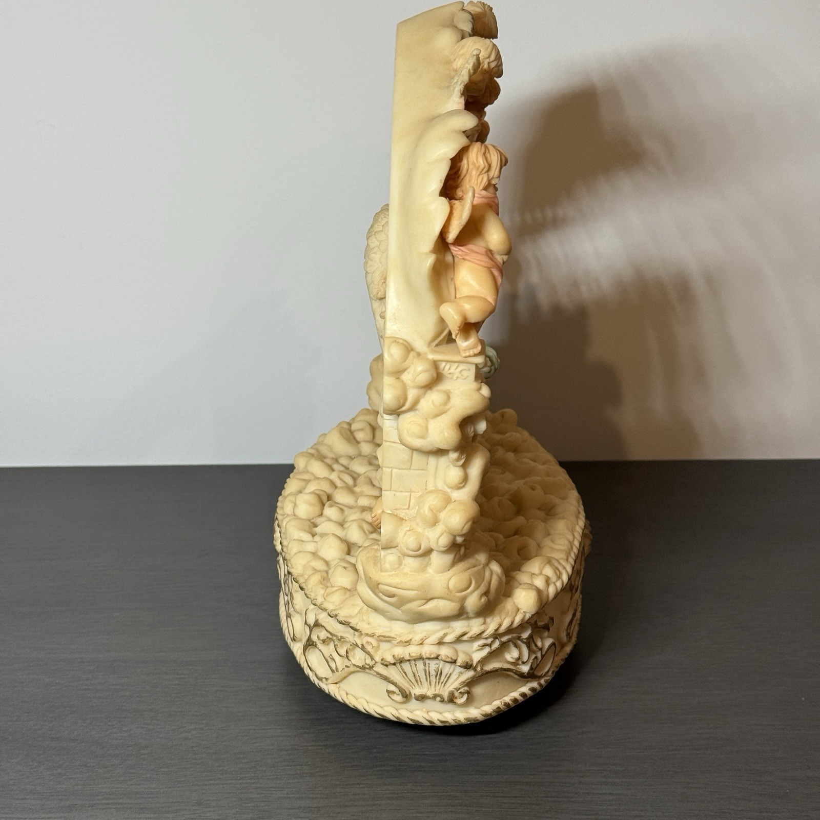 Vintage San Francisco Music Box Co Angel Cherubs Arch “Somewhere Out There”