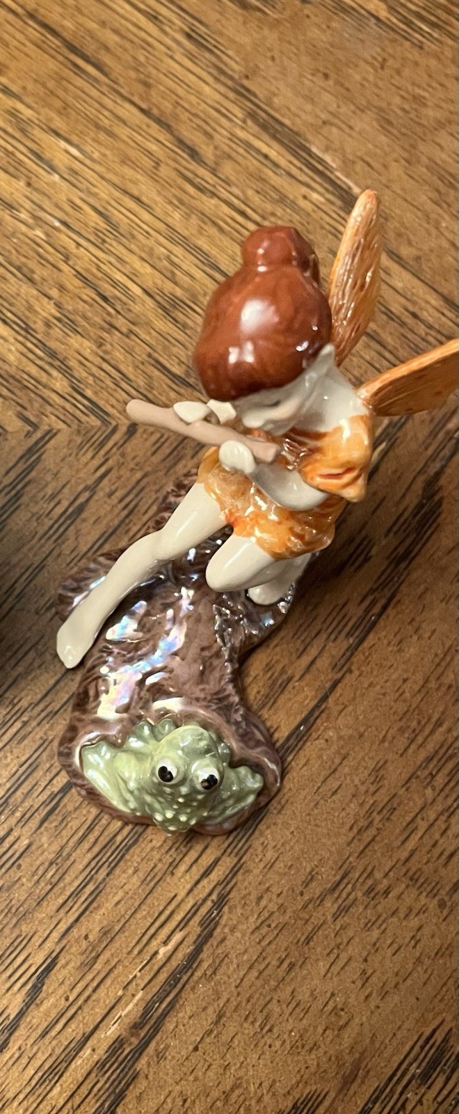Hagen Renaker Fairy Playing Flute w/ Frog Amber Repaired Flute