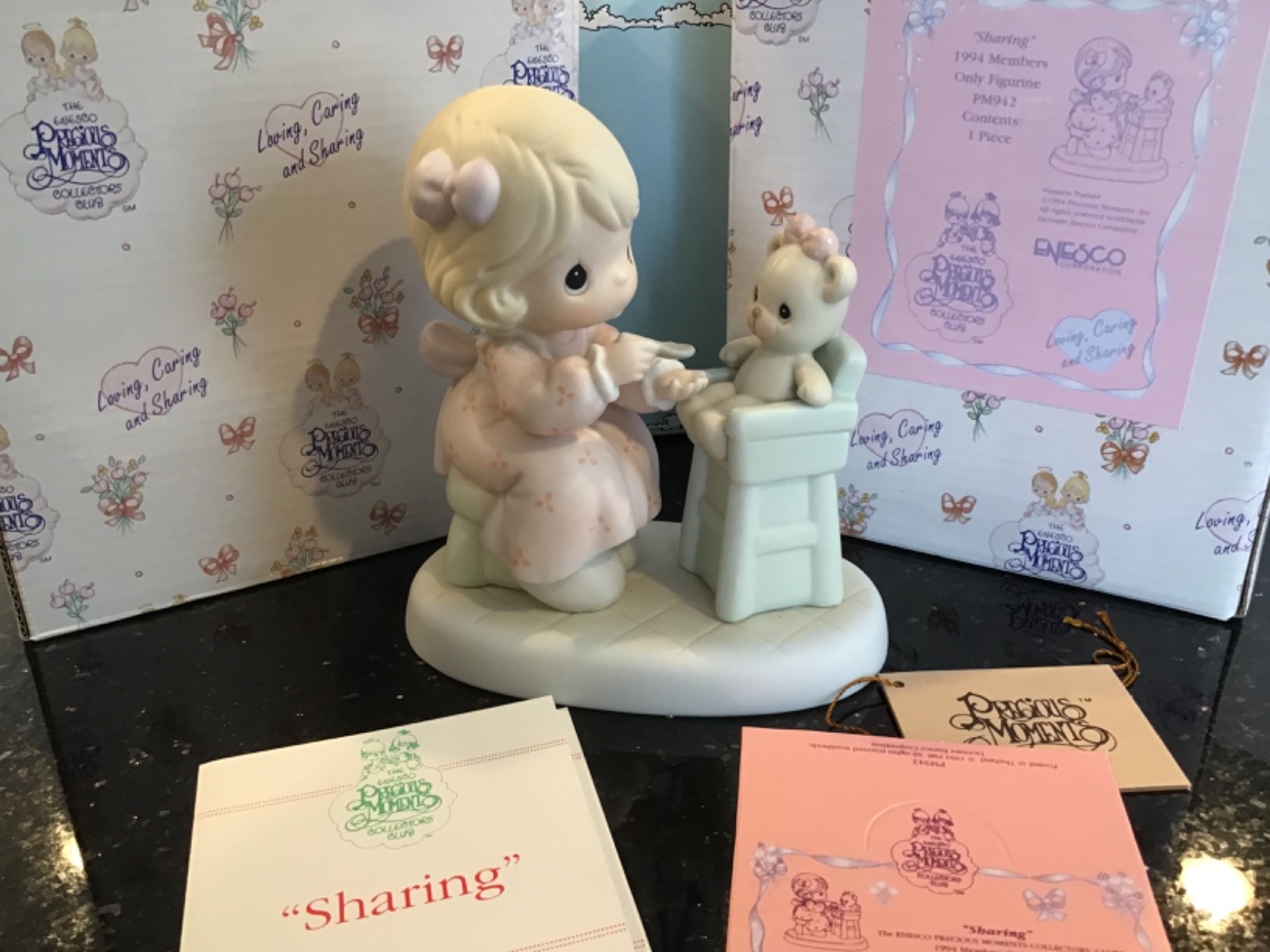 Vtg 1994 Enesco Precious Moments Sharing Porcelain Figurine PM942 Thailand