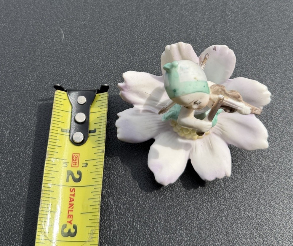 Vintage Napco October Pixie Flower of the Month Cosmos Figurine Ceramic C6948