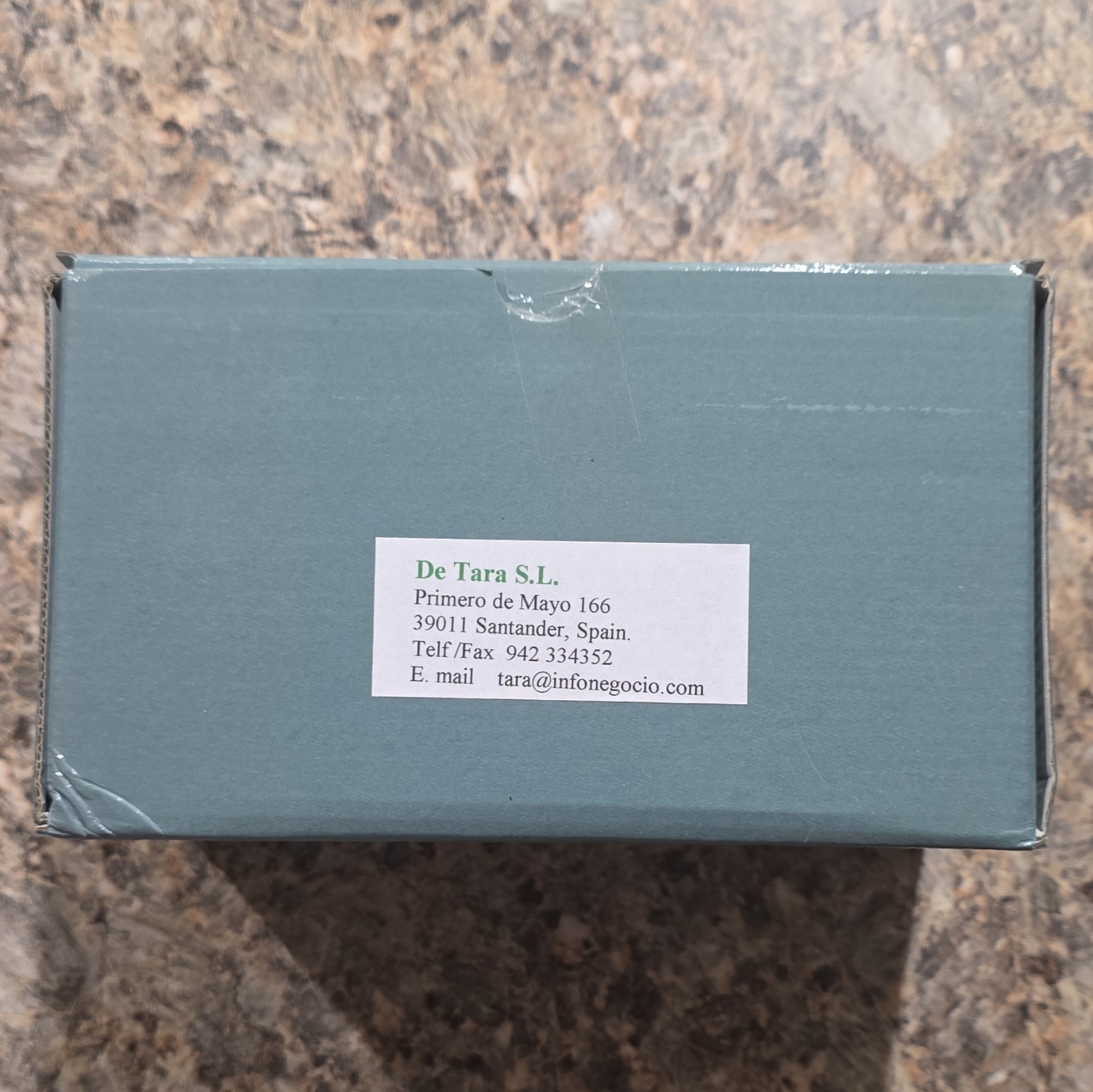 De Tara Collection Japanese Falconer Figurine Green Boxed Ref BUS-03