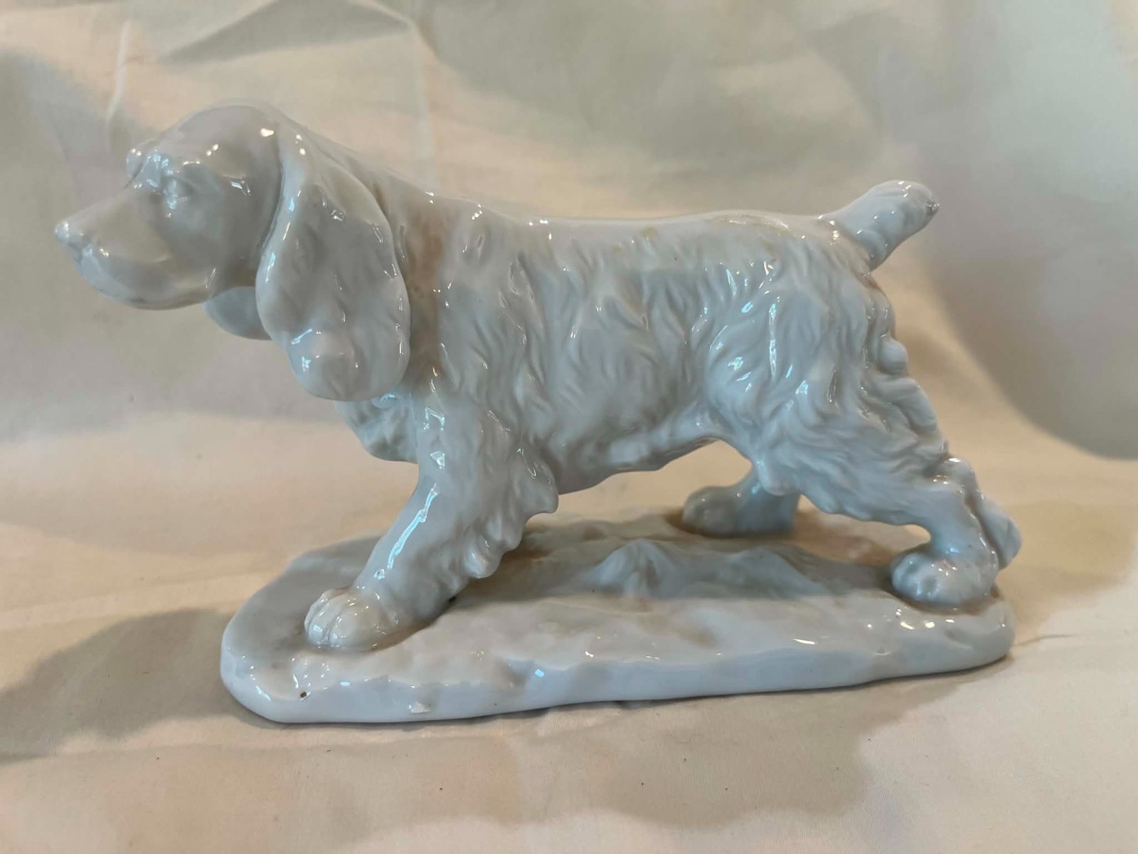 Porcelain Spaniel Retriever Porcelain Dog Figurine 6.5 X 4.5″