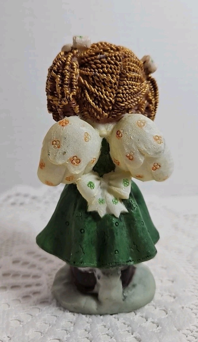 Sweet Irish Farm Girl with a Heart Figurine 5″