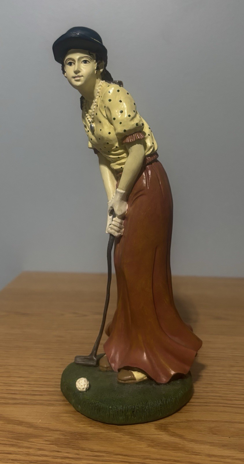 Golf Lady Vintage Statue Victorian Theme Resin Figurine Statue 9 1/2” Height