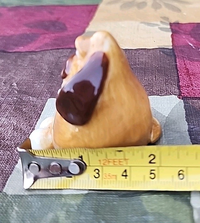 VTG Russ BERRIE Douglas Floppy Ears Dog Handpainted Glazed Miniature 2″ Figurine