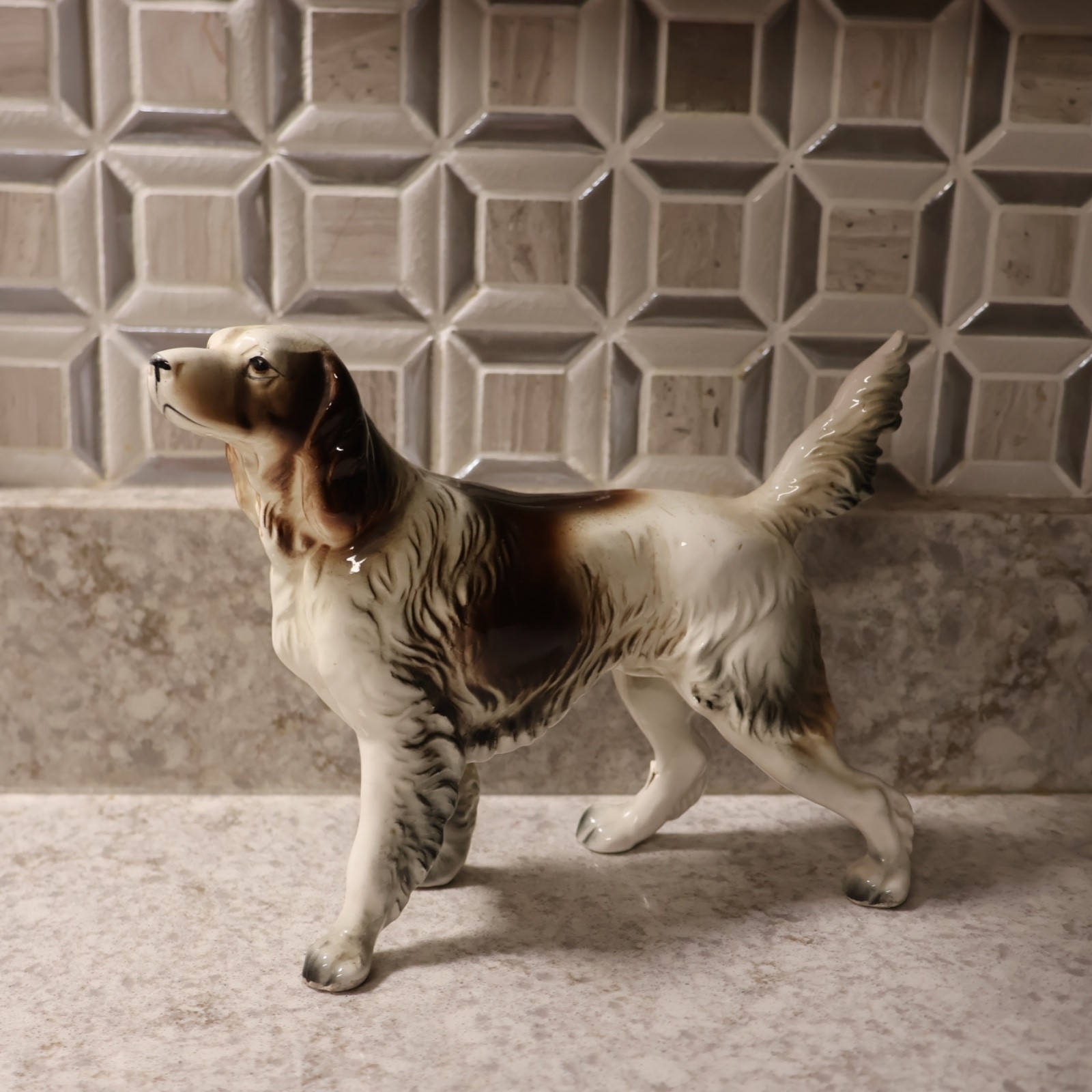 Vintage English Setter Porcelain Figurine 8-inch