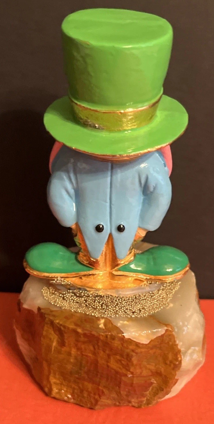 RON LEE WORLD OF CLOWNS 1992 CLOWN WITH LARGE GREEN HAT. PRE-OWNED 92