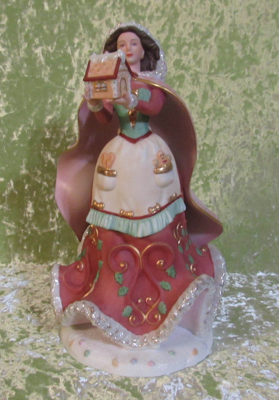 LENOX Madeleine, The 2006 Christmas Princess with COA MIB