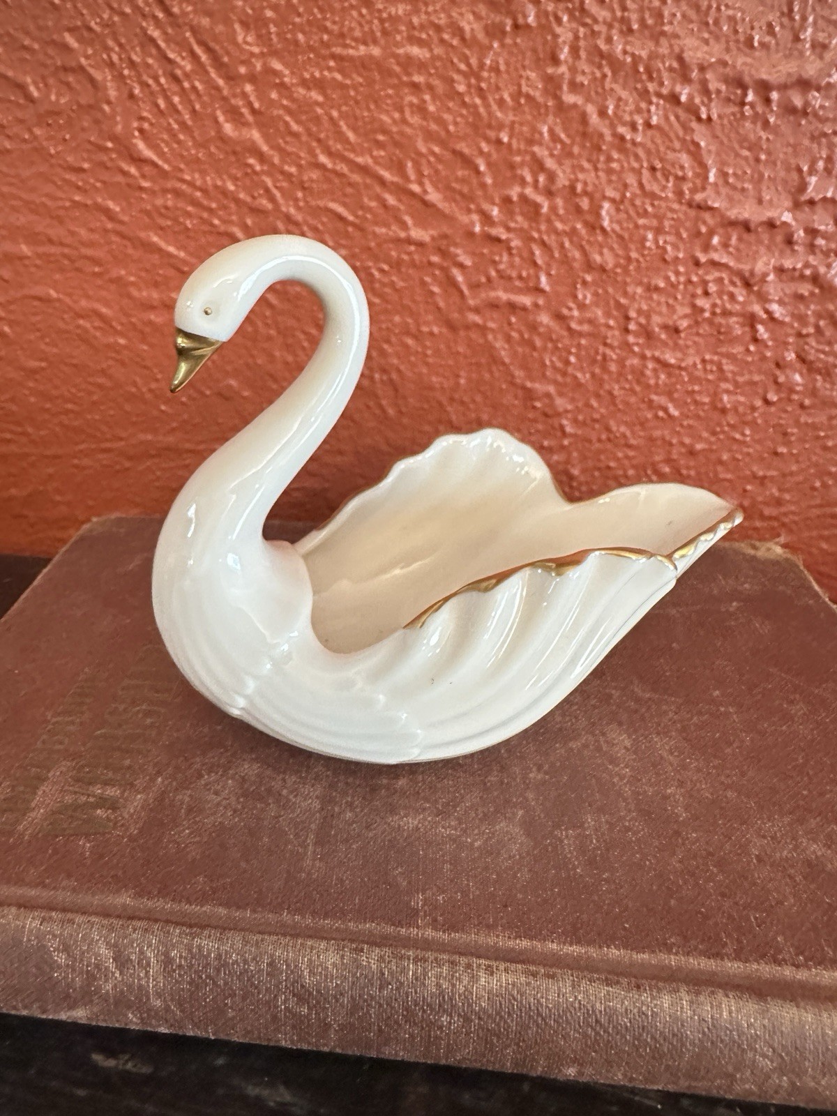 Lenox Swan Porcelain Figurine Trinket Dish Cake Wedding w 24k Gold Trim & Stamp