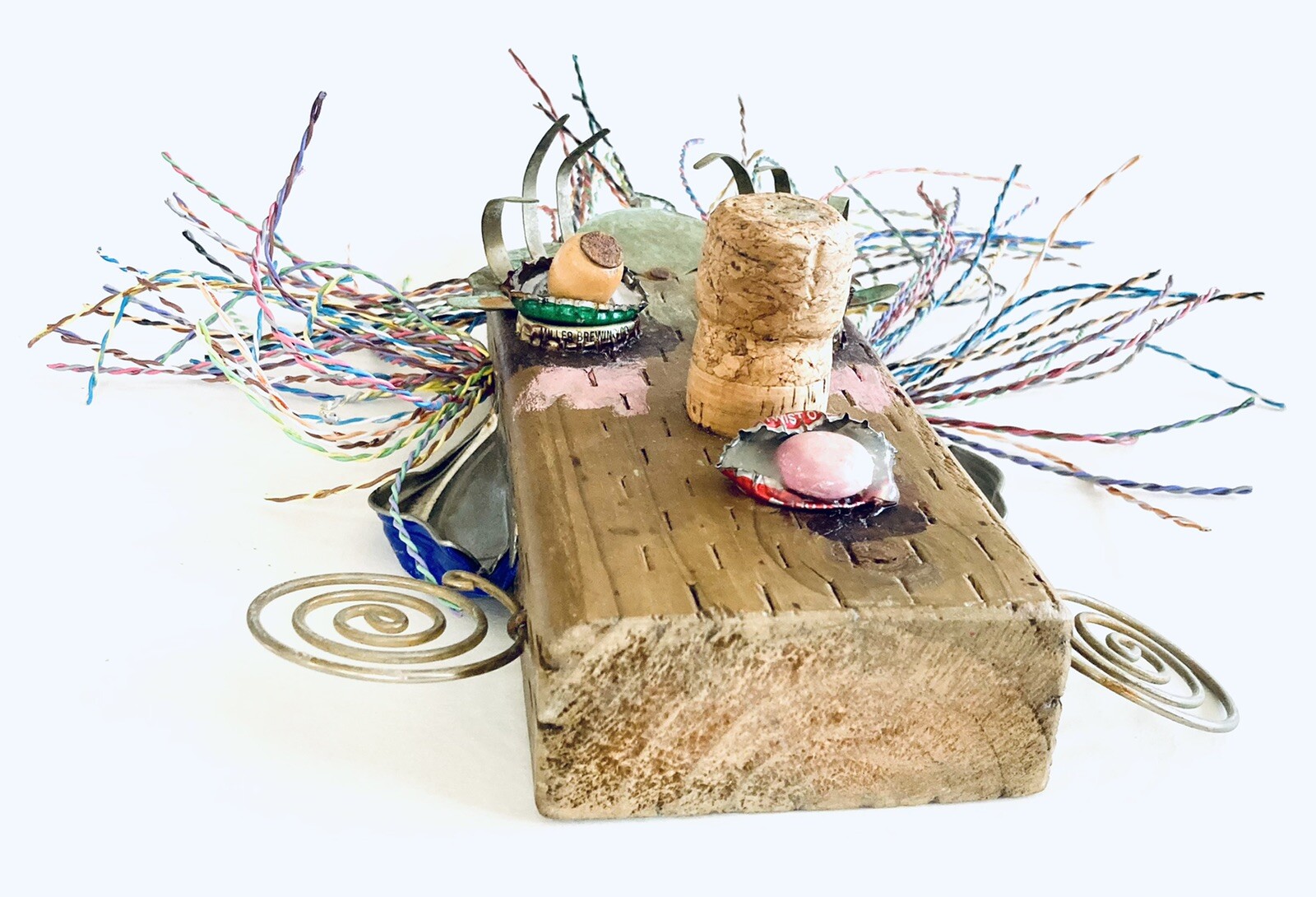 Edddy Sculpture 13″ Reclaimed Wood Make-Up Face Folk Outsider Art Drag Jewelry