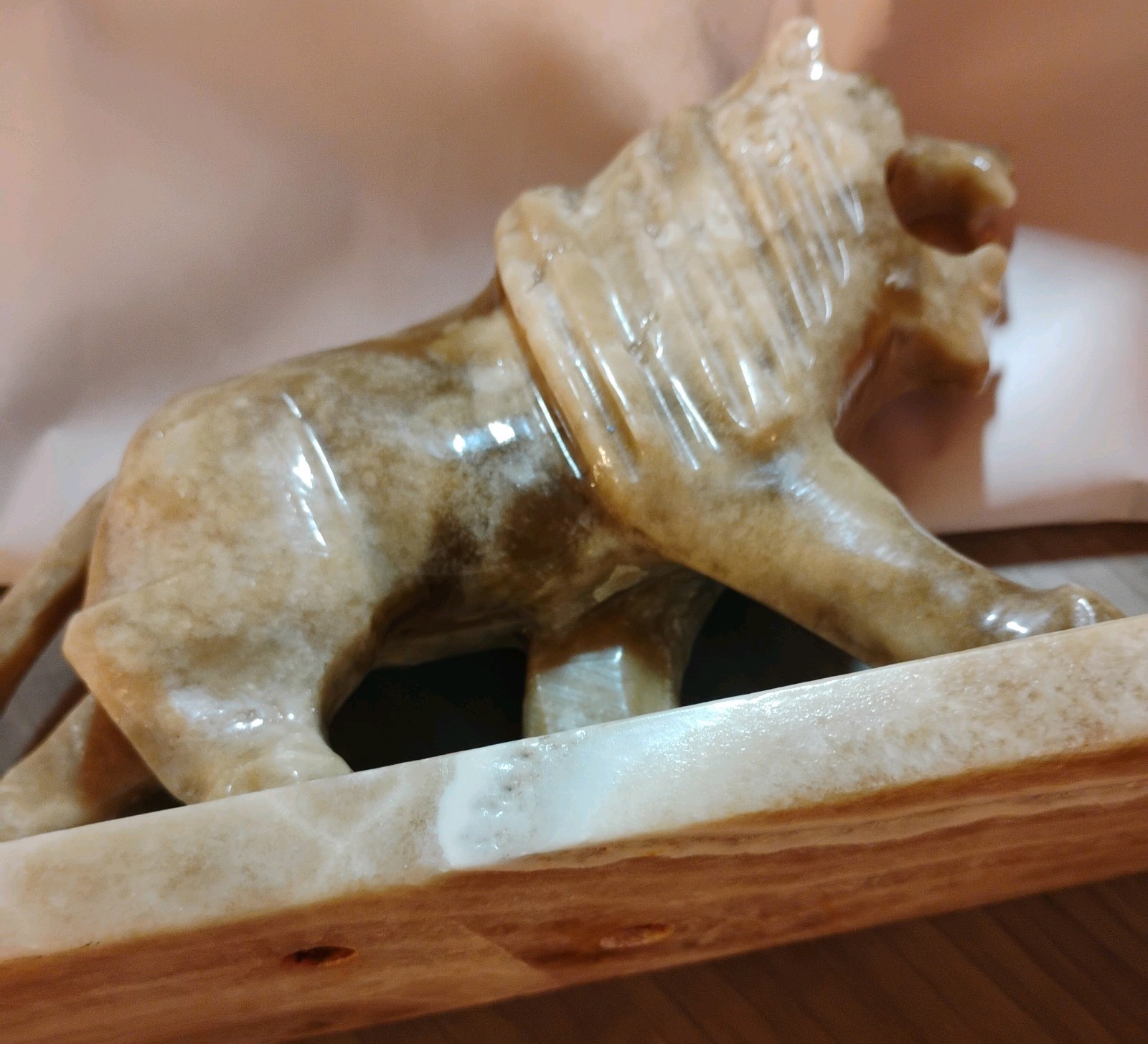 Large Marble Onyx Lion Statue Figure Sculpture Hand Carved paper weight desk