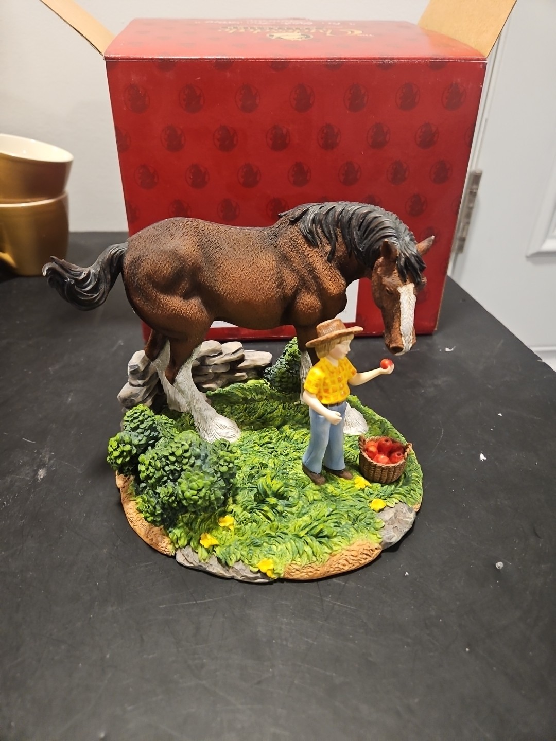 The Clydesdale Collection From Anheuser-Busch,Inc “An Apple For King” Figurine