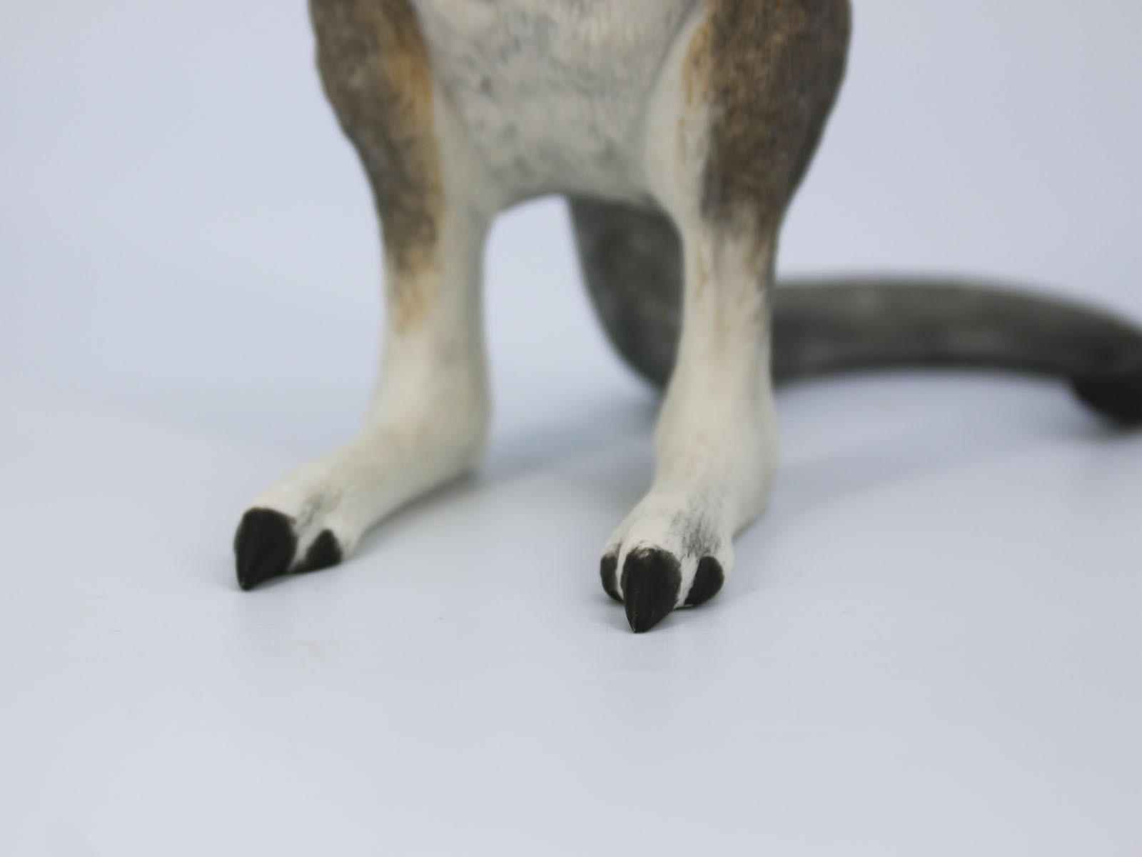 Vtg Lenox 1993 Smithsonian Endangered Baby Brindled Nail-Tailed Wallaby Retired