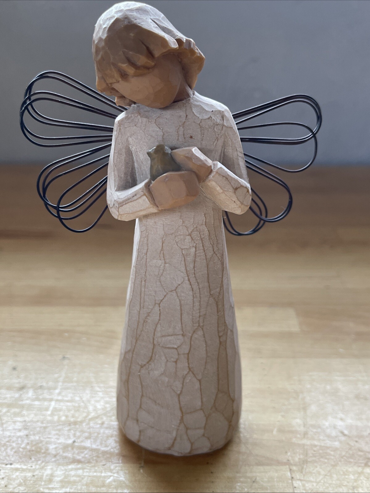 Willow Tree Angel Of Healing Figurine #26020 Susan Lordi Holding Bird 1999