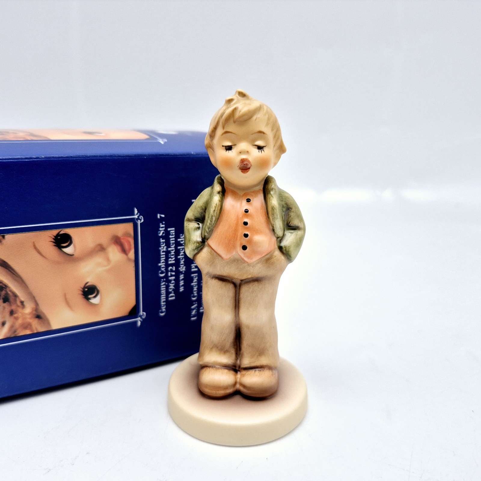 Hummel Steadfast Soprano Porcelain Figurine 3.5″ in Original Box