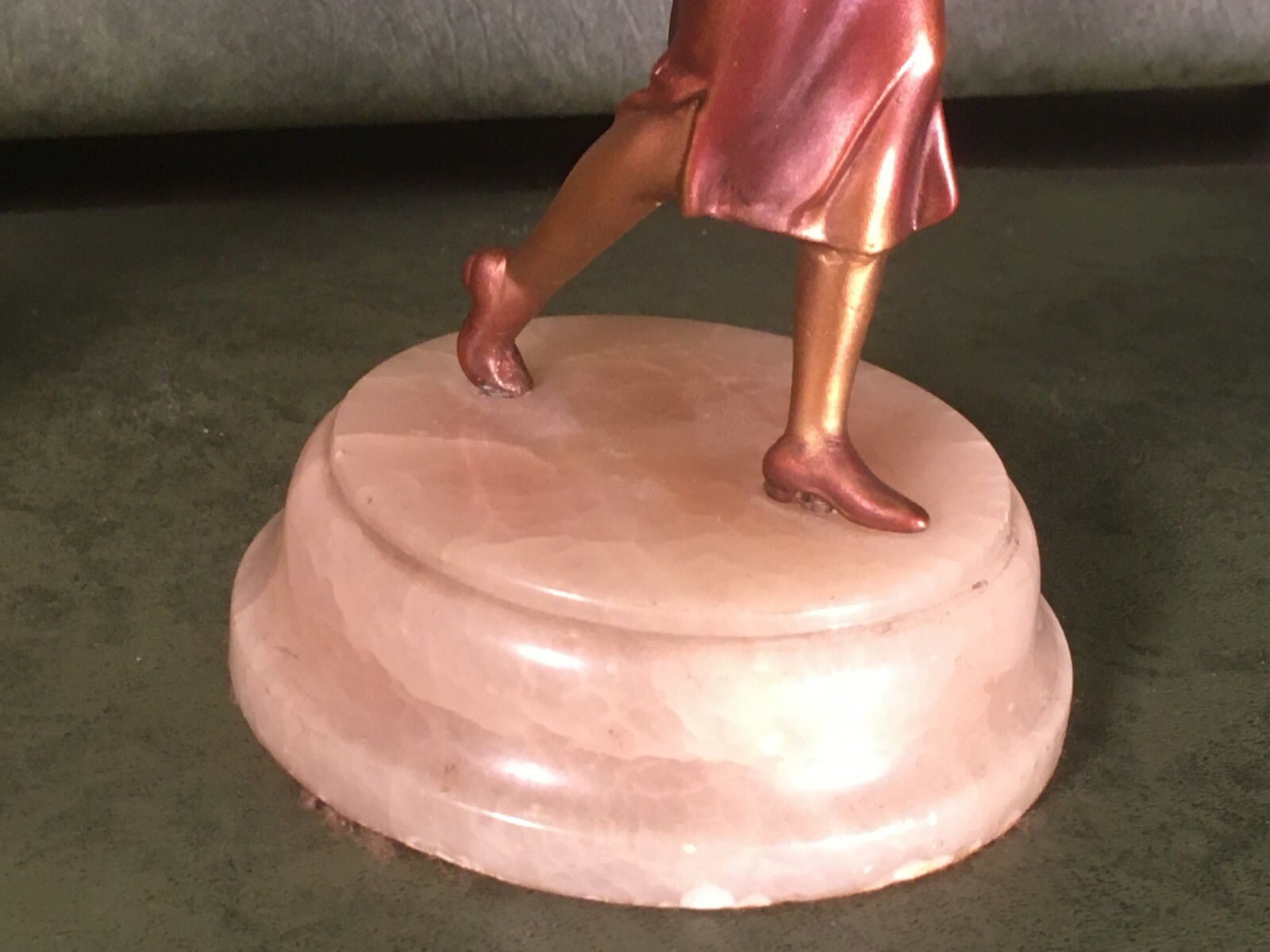 FABULOUS PAIR 1930’s ART DECO ANTIQUE GOLF STATUES PAINTED & MARBLE BASE GOLFER