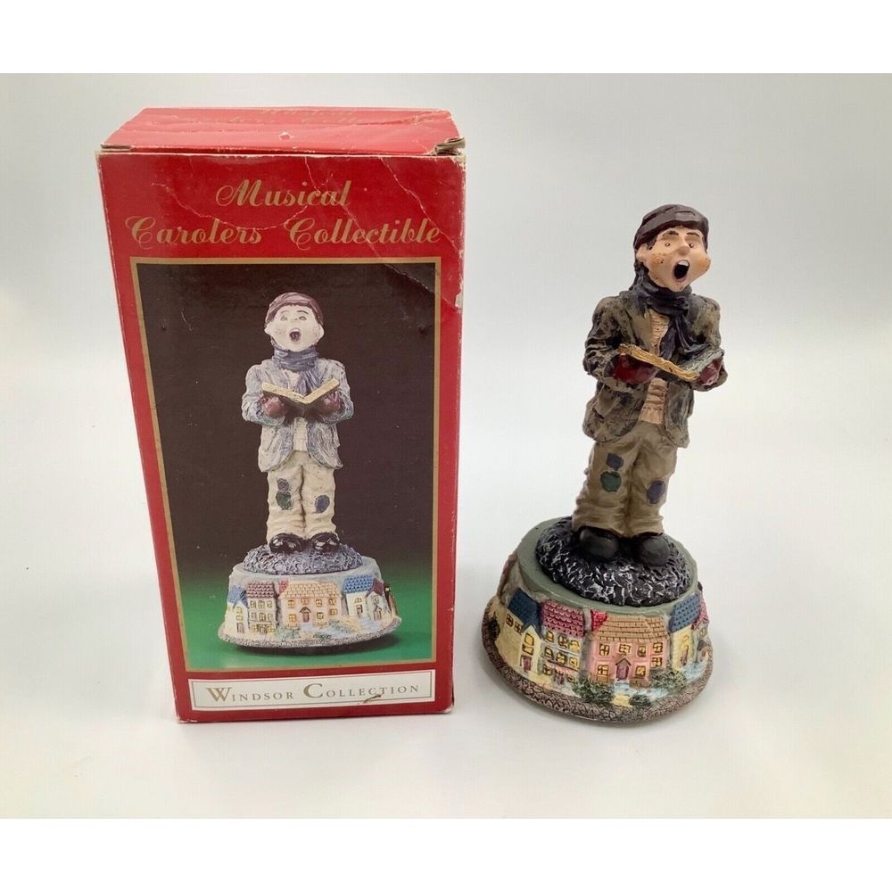 Musical Man Carolers Music Box Windsor Collection Silent Night SEE VIDEO BELOW