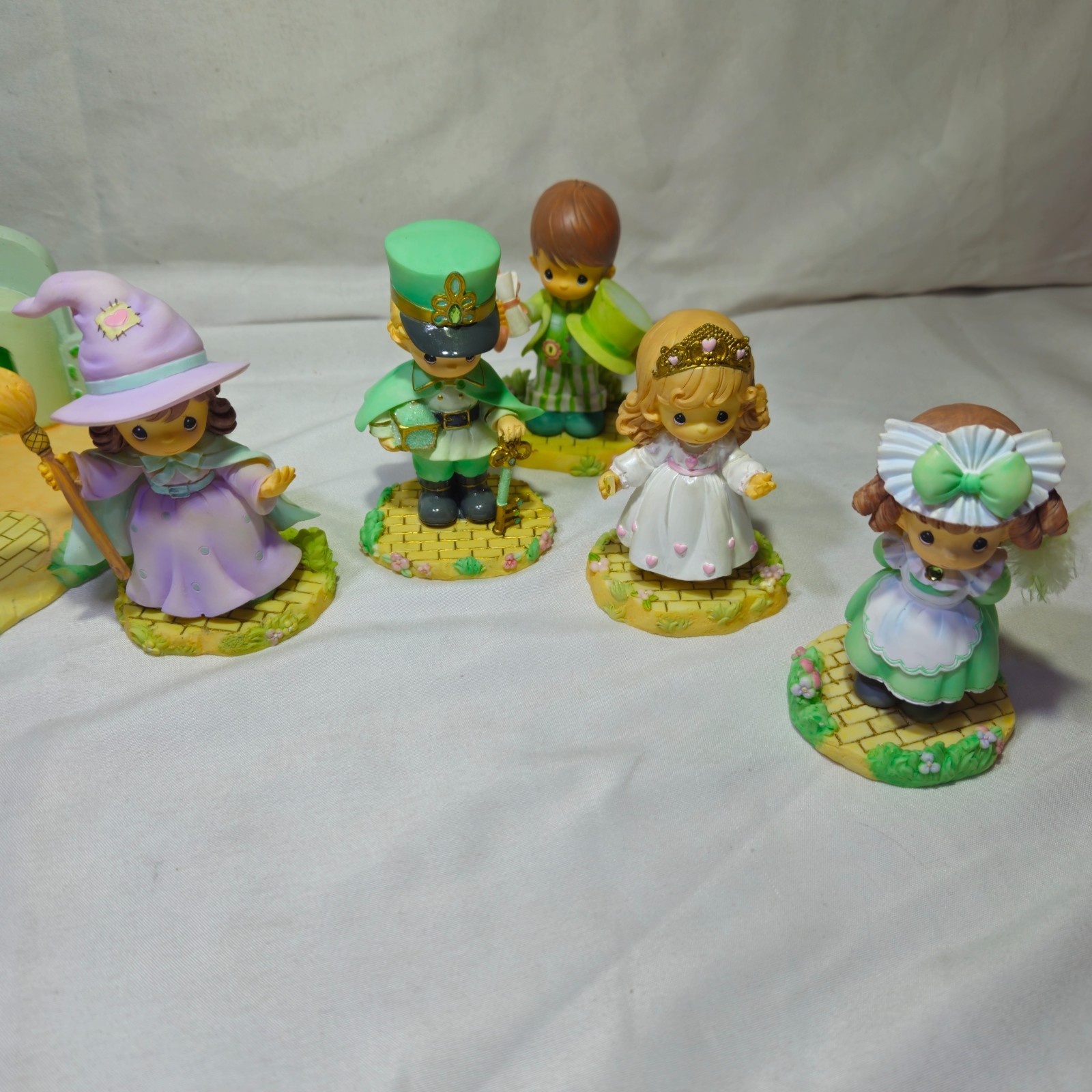 Precious Moments Wizard Of Oz 6pc Set 2004 ENESCO GROUP INC.