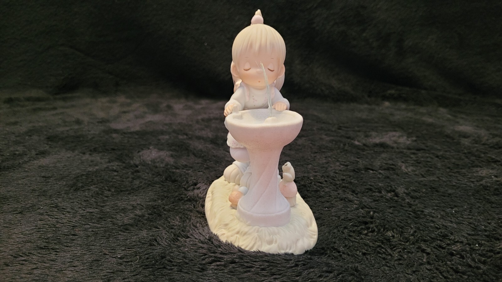 🚨 Precious Moments 520675 “Your Love Is So Uplifting” Porcelain Figurine Vntg