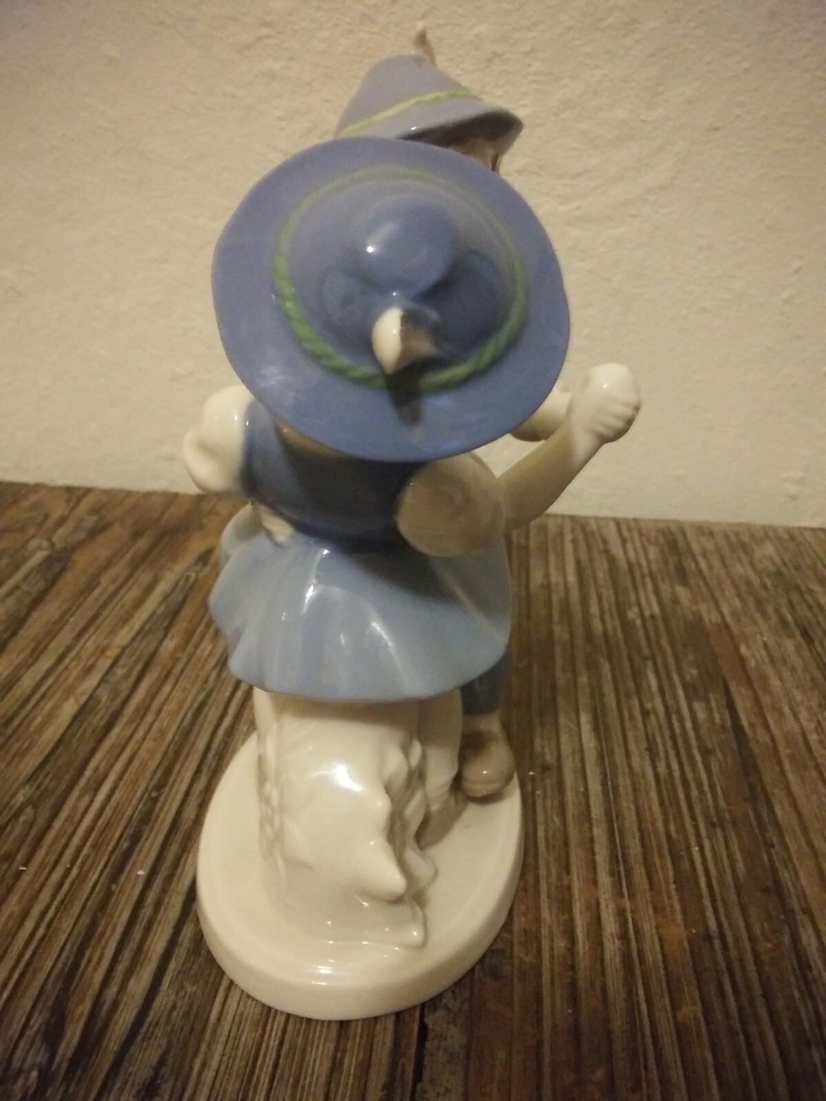 Karl Klette Original Germany Barvarian Boy and Girl Dancing Porcelain Figurine