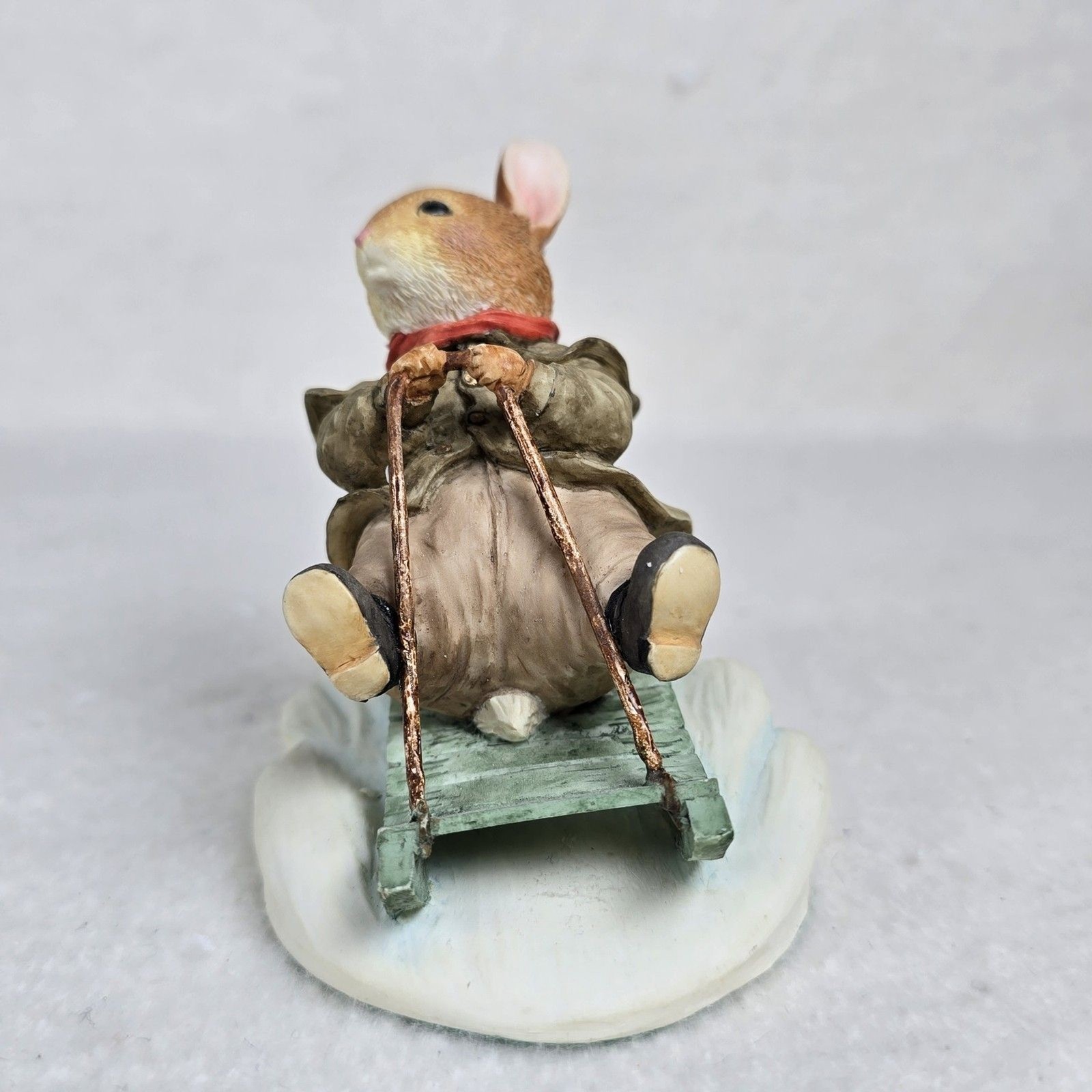Foxwood Tales Villeroy & Boch Rue Rabbit Fun In The Snow FT16 1996 W Tin