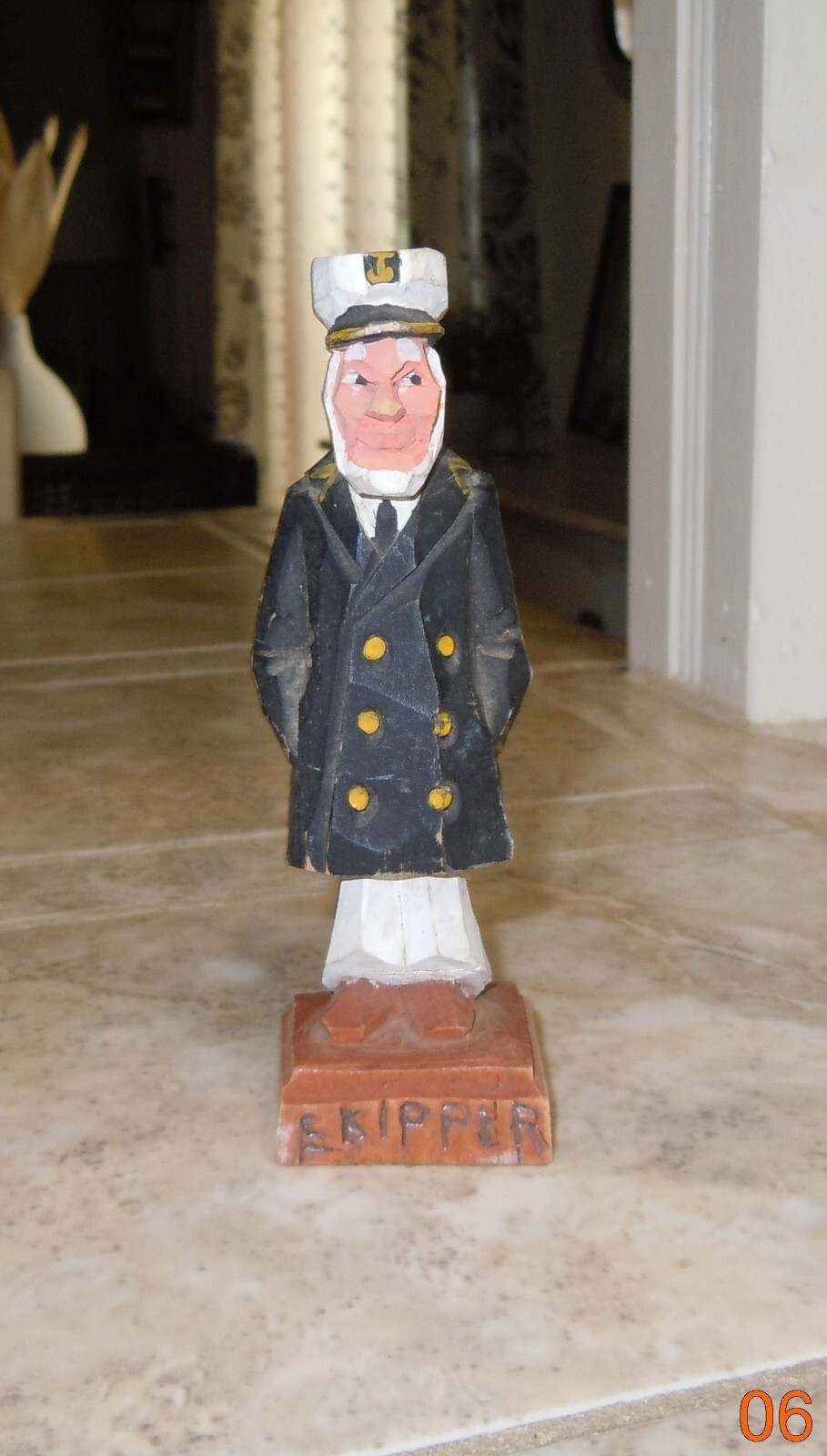 VINTAGE FOLK ART WOOD CARVED “SKIPPER” HANNAH CANADA 5 1/2 INCHES