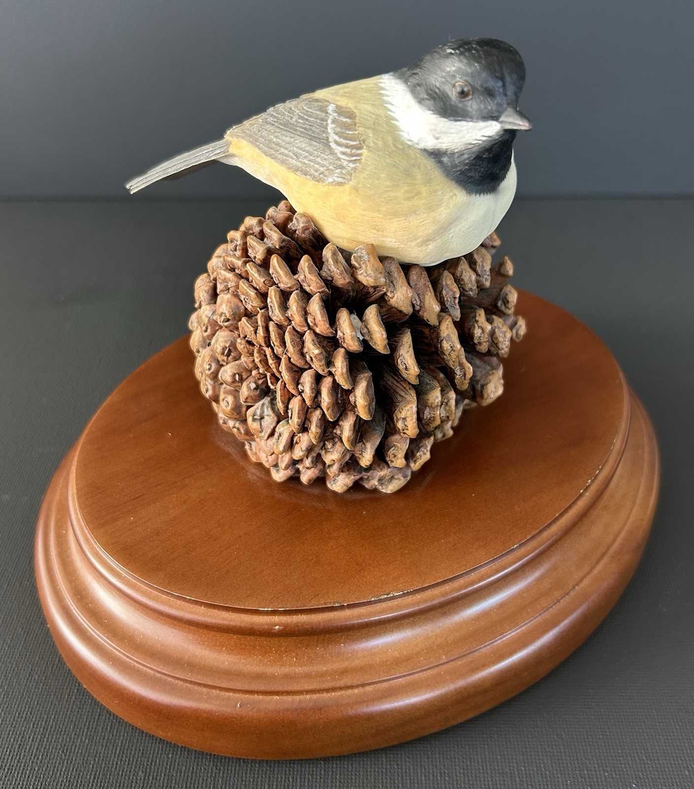 RARE Bob Kroese Pheasants Forever Chickadee On Pinecone Sculpture Figure SIGNED