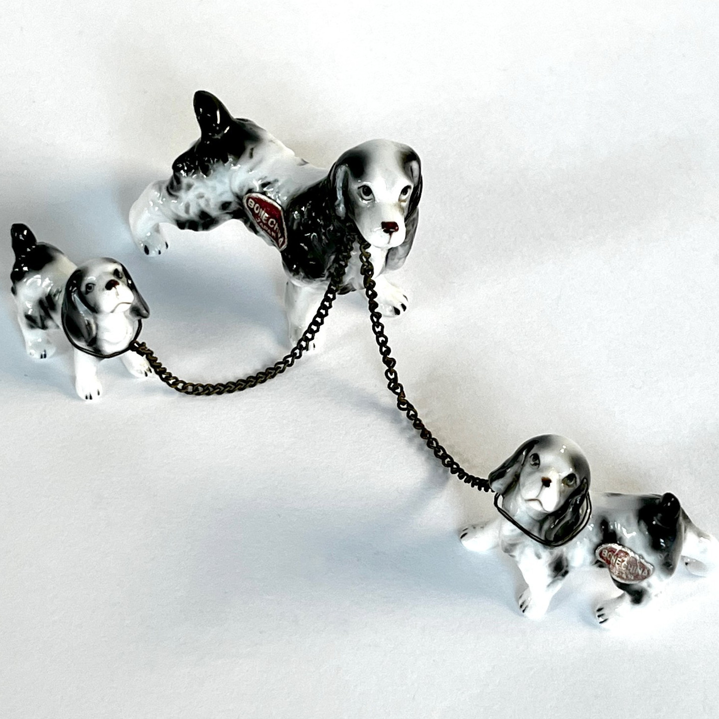 Vtg 1950s Japan Bone China Cocker Spaniel Mother & Puppies Dog Trio Linked Chain