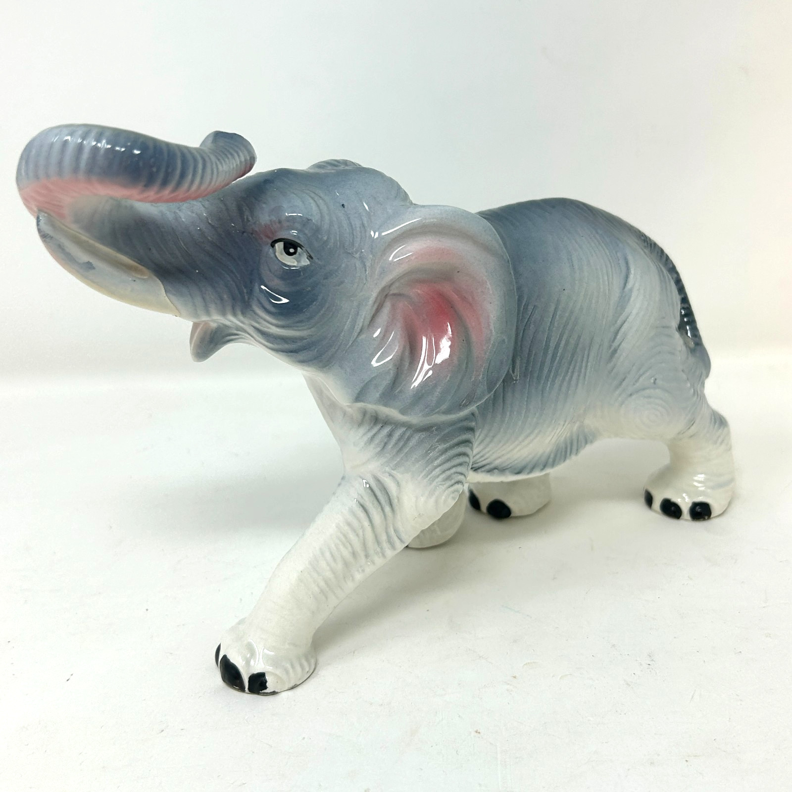 Bluestone Dam Hinton W.Va elephant souvenir west virginia tourist 1960s ceramic
