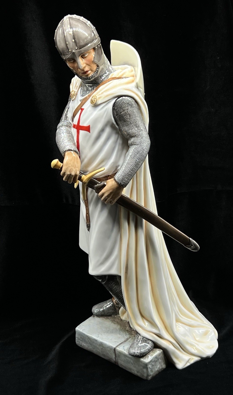 2008 Royal Doulton Rare Knight Of The Crusades 18”—HN5371 Numbered “28”