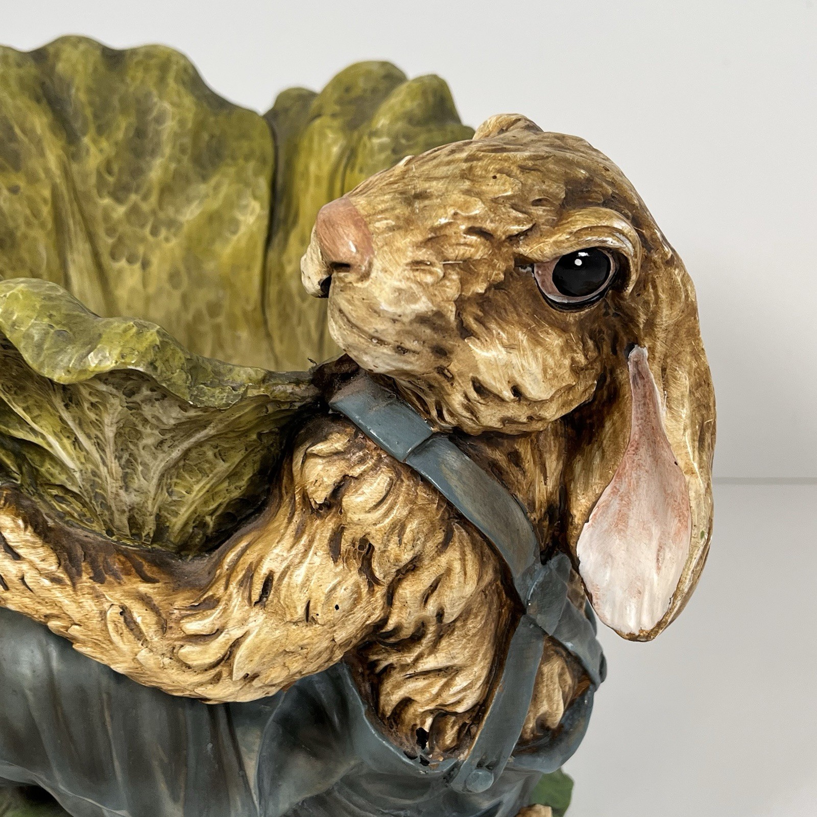 Easter Spring Bunny Rabbit Henri Chrisdon 2000 Resin Planter Overalls Lettuce