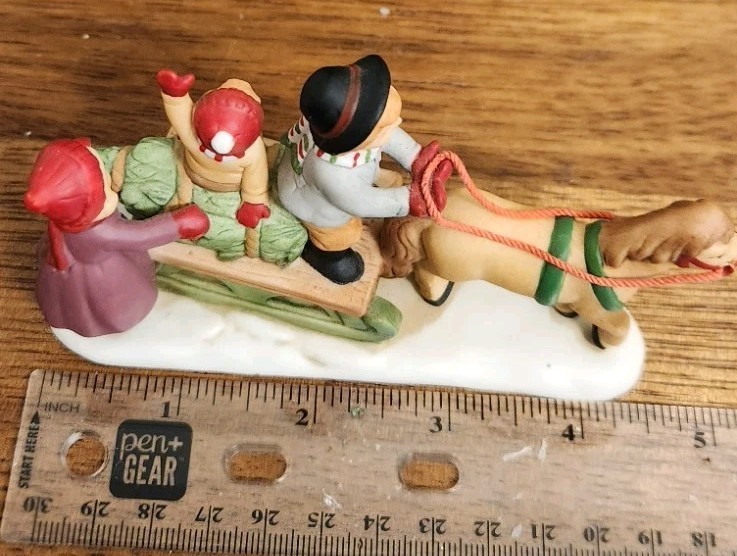 Vintage LEFTON Christmas Village Figure Accessory Horse Drawn Sled EUC