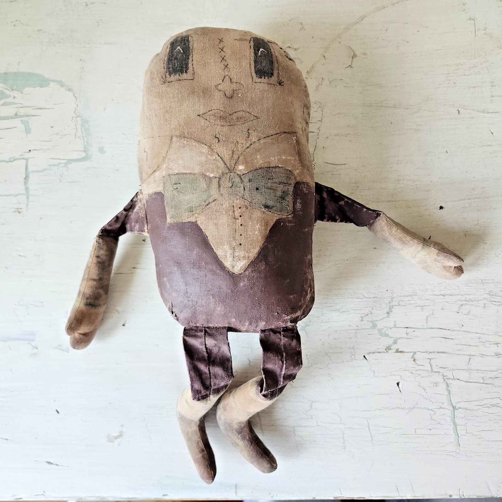 Vintage Handcrafted 12″ Humpty Dumpty Primative Folk Art Painted Oil Cloth
