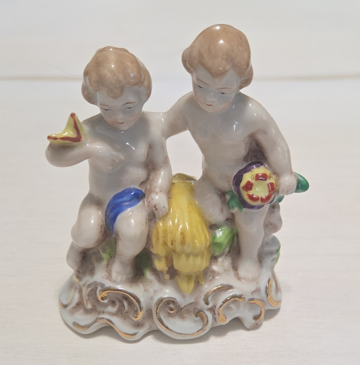 Made in Occupied Japan Hand Painted 3″ Porcelain Figurine Two Children Glossy