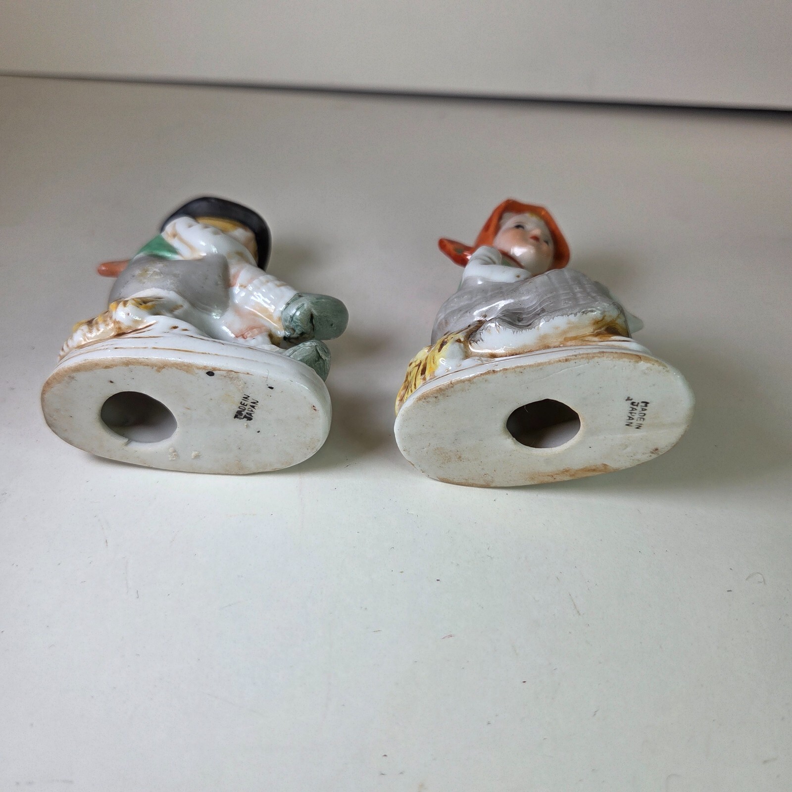 Vintage Japan Boy Playing Flute & Girl Sitting Ceramic Figurines 3.5in Pair