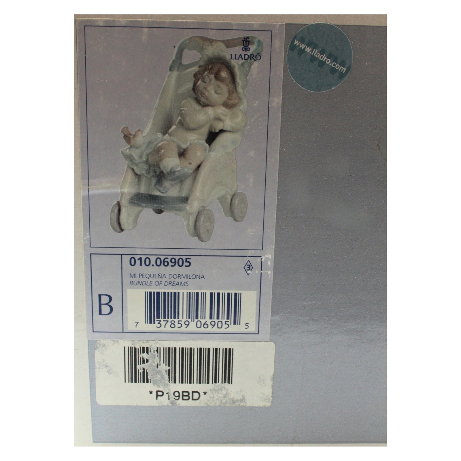 Lladro Figurine: 6905 Bundle of Dreams | Mint with Box